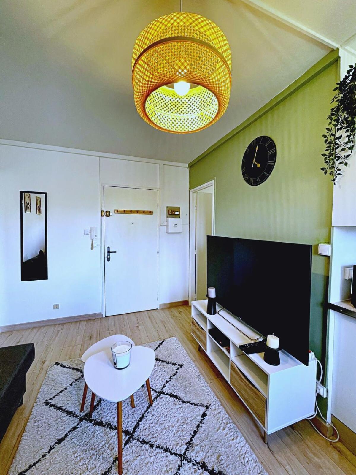 Cosy Rent Strasbourg Appartement Wifi Terrasse ภายนอก รูปภาพ